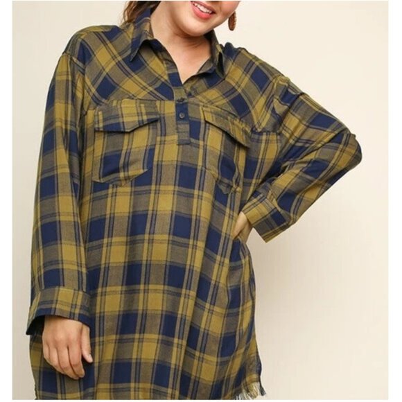 Umgee Women's Olive Navy Buffalo Plaid Flannel Frayed Tunic Shirt Fringe Size L - Picture 1 of 10